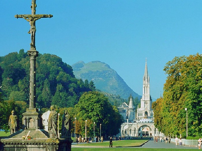 Patrimoine religieux de la ville de Lourdes